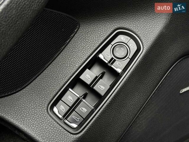 Сірий Порше Panamera, об'ємом двигуна 3 л та пробігом 192 тис. км за 22999 $, фото 20 на Automoto.ua