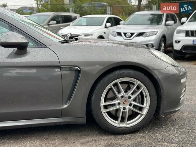 Порше Панамера 2013 в Виннице на Automoto.ua Серый Порше Панамера, объемом двигателя 3.6 л и пробегом 225 тыс. км за 29690 $, фото 4 на Automoto.ua