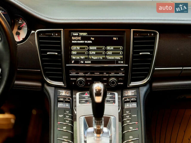 Серый Порше Панамера, объемом двигателя 4.8 л и пробегом 113 тыс. км за 30000 $, фото 26 на Automoto.ua