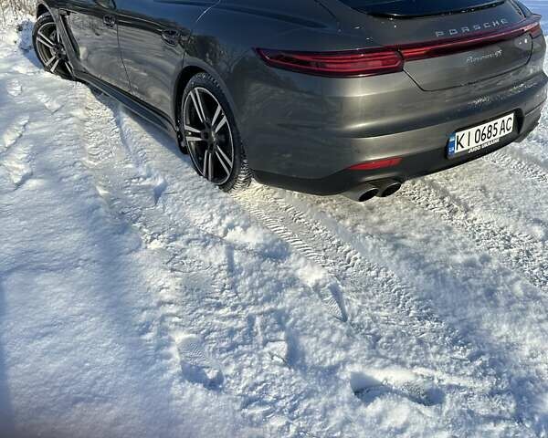 Порше Панамера 2013 в Буче на Automoto.ua Серый Порше Панамера, объемом двигателя 3 л и пробегом 140 тыс. км за 45000 $, фото 9 на Automoto.ua