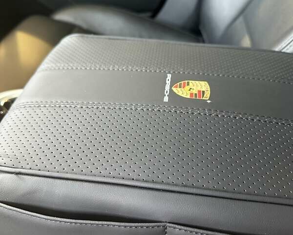 Порше Панамера 2013 в Буче на Automoto.ua Серый Порше Панамера, объемом двигателя 3 л и пробегом 140 тыс. км за 45000 $, фото 16 на Automoto.ua