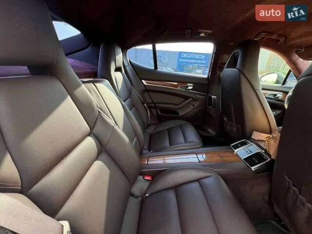 Сірий Порше Panamera, об'ємом двигуна 3.61 л та пробігом 180 тис. км за 30000 $, фото 14 на Automoto.ua