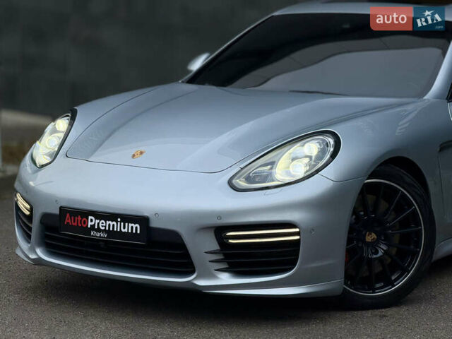 Серый Порше Панамера, объемом двигателя 4.8 л и пробегом 113 тыс. км за 30000 $, фото 1 на Automoto.ua
