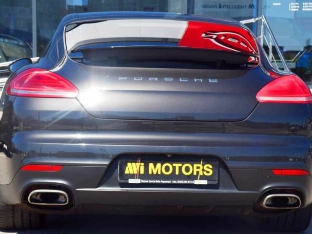 Сірий Порше Panamera, об'ємом двигуна 3.6 л та пробігом 114 тис. км за 31500 $, фото 8 на Automoto.ua