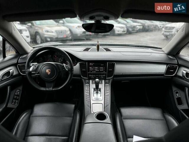 Порше Панамера 2013 в Виннице на Automoto.ua Серый Порше Панамера, объемом двигателя 3.6 л и пробегом 225 тыс. км за 29690 $, фото 28 на Automoto.ua