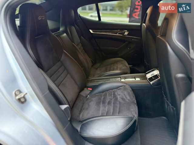 Серый Порше Панамера, объемом двигателя 4.8 л и пробегом 113 тыс. км за 30000 $, фото 18 на Automoto.ua