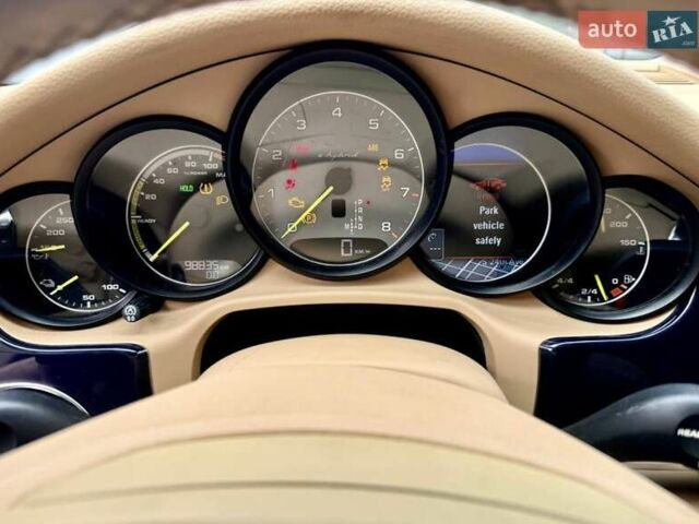 Сірий Порше Panamera, об'ємом двигуна 3 л та пробігом 98 тис. км за 18900 $, фото 8 на Automoto.ua