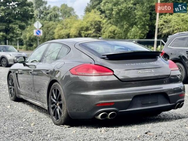 Сірий Порше Panamera, об'ємом двигуна 3 л та пробігом 98 тис. км за 18900 $, фото 5 на Automoto.ua