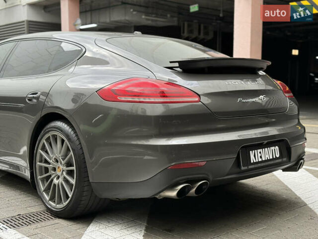 Серый Порше Панамера, объемом двигателя 3 л и пробегом 153 тыс. км за 26500 $, фото 6 на Automoto.ua