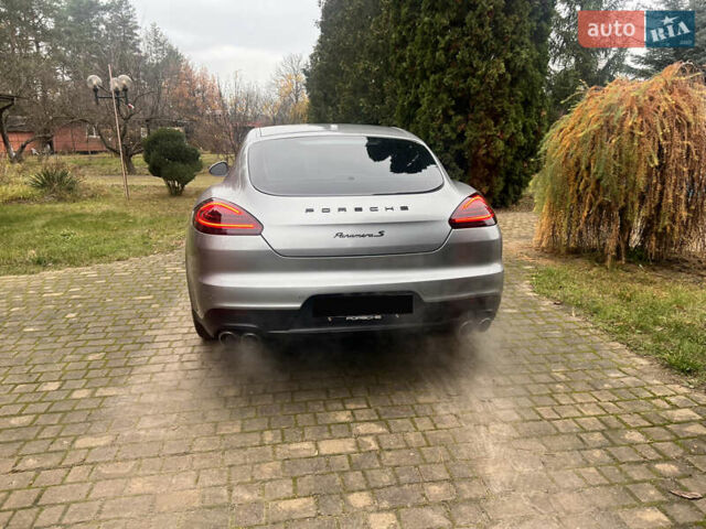 Серый Порше Панамера, объемом двигателя 3 л и пробегом 93 тыс. км за 27000 $, фото 7 на Automoto.ua