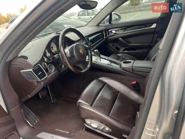 Серый Порше Панамера, объемом двигателя 3 л и пробегом 93 тыс. км за 27000 $, фото 11 на Automoto.ua