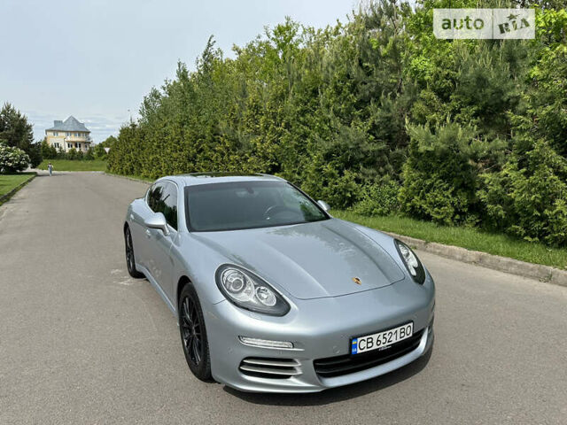 Сірий Порше Panamera, об'ємом двигуна 3 л та пробігом 106 тис. км за 40000 $, фото 1 на Automoto.ua