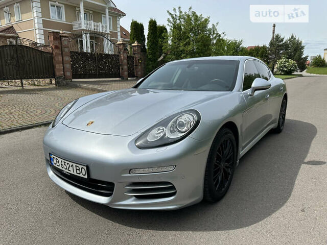 Сірий Порше Panamera, об'ємом двигуна 3 л та пробігом 106 тис. км за 40000 $, фото 7 на Automoto.ua