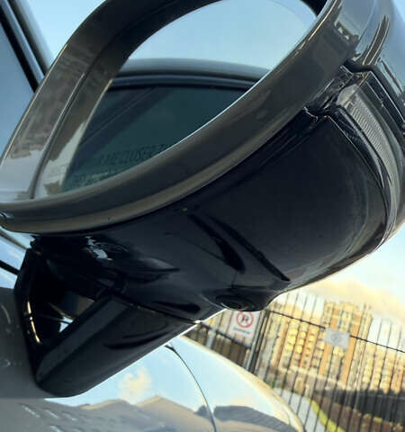 Сірий Порше Panamera, об'ємом двигуна 4 л та пробігом 70 тис. км за 69000 $, фото 9 на Automoto.ua