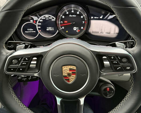 Сірий Порше Panamera, об'ємом двигуна 4 л та пробігом 70 тис. км за 69000 $, фото 15 на Automoto.ua