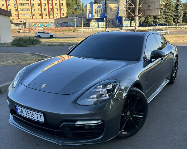 Серый Порше Панамера, объемом двигателя 2.89 л и пробегом 59 тыс. км за 48800 $, фото 4 на Automoto.ua