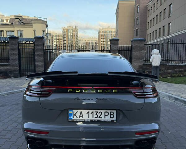 Сірий Порше Panamera, об'ємом двигуна 4 л та пробігом 70 тис. км за 69000 $, фото 5 на Automoto.ua