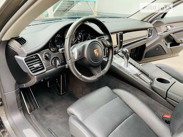 Сірий Порше Panamera, об'ємом двигуна 3.6 л та пробігом 100 тис. км за 39000 $, фото 94 на Automoto.ua