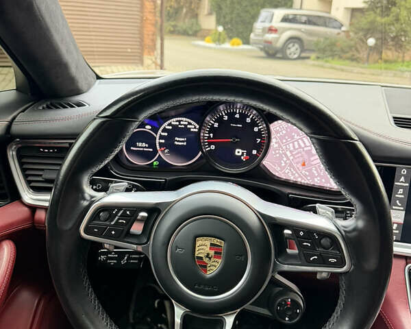Серый Порше Панамера, объемом двигателя 2.9 л и пробегом 72 тыс. км за 68000 $, фото 28 на Automoto.ua