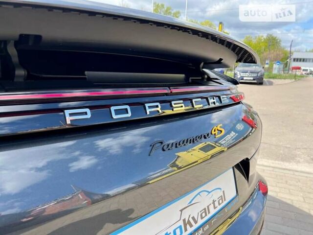 Сірий Порше Panamera, об'ємом двигуна 2.89 л та пробігом 53 тис. км за 77900 $, фото 11 на Automoto.ua