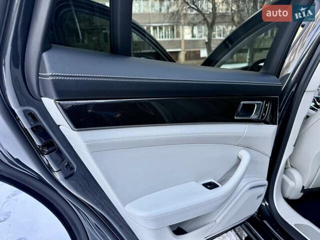 Сірий Порше Panamera, об'ємом двигуна 2.89 л та пробігом 67 тис. км за 54900 $, фото 56 на Automoto.ua