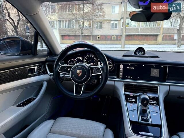 Сірий Порше Panamera, об'ємом двигуна 2.89 л та пробігом 67 тис. км за 54900 $, фото 82 на Automoto.ua