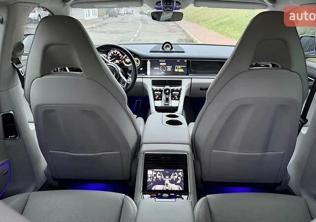 Серый Порше Панамера, объемом двигателя 2.89 л и пробегом 67 тыс. км за 65000 $, фото 18 на Automoto.ua