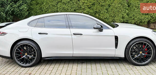 Серый Порше Панамера, объемом двигателя 2.9 л и пробегом 72 тыс. км за 68000 $, фото 1 на Automoto.ua