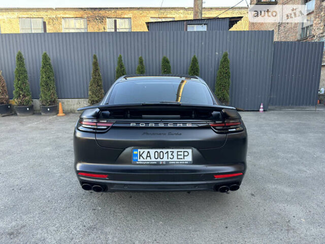 Сірий Порше Panamera, об'ємом двигуна 4 л та пробігом 105 тис. км за 79000 $, фото 4 на Automoto.ua