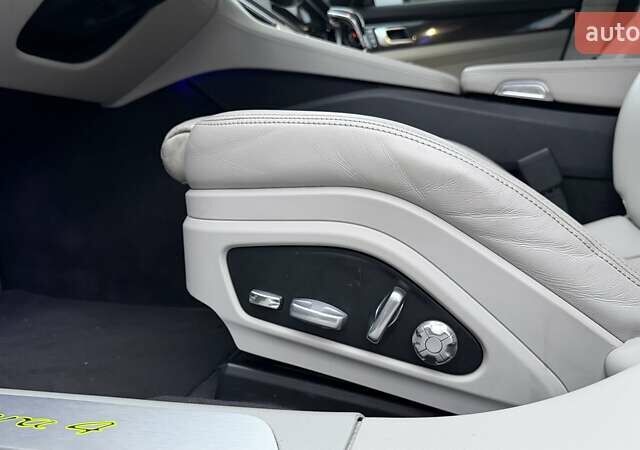 Серый Порше Панамера, объемом двигателя 2.89 л и пробегом 67 тыс. км за 65000 $, фото 14 на Automoto.ua