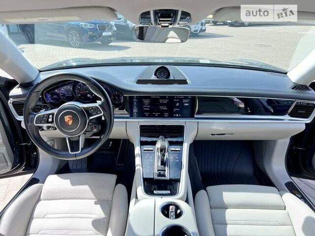 Сірий Порше Panamera, об'ємом двигуна 2.89 л та пробігом 53 тис. км за 77900 $, фото 41 на Automoto.ua