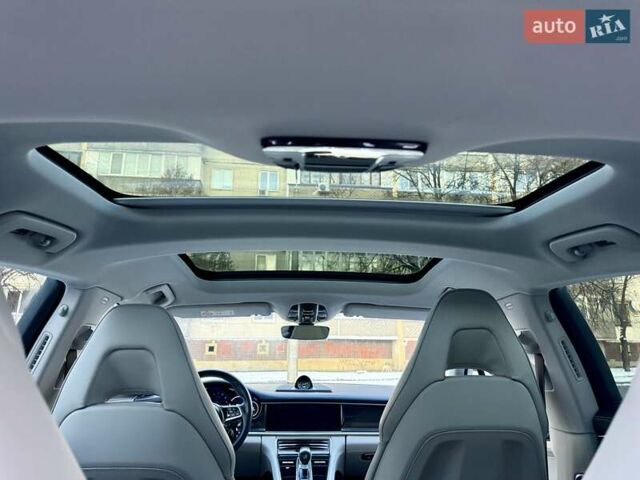 Сірий Порше Panamera, об'ємом двигуна 2.89 л та пробігом 67 тис. км за 54900 $, фото 30 на Automoto.ua