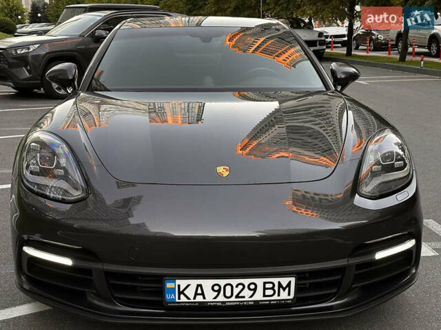 Серый Порше Панамера, объемом двигателя 3 л и пробегом 63 тыс. км за 58000 $, фото 2 на Automoto.ua