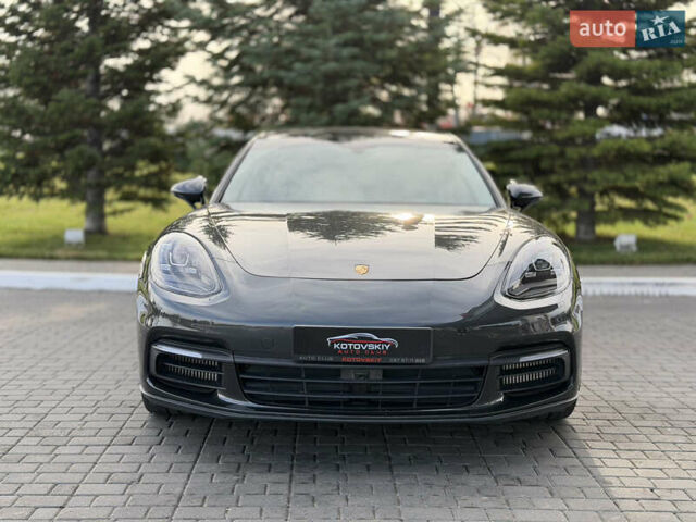 Сірий Порше Panamera, об'ємом двигуна 3 л та пробігом 72 тис. км за 55000 $, фото 7 на Automoto.ua