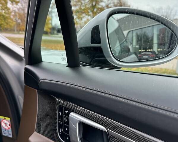 Сірий Порше Panamera, об'ємом двигуна 2.89 л та пробігом 65 тис. км за 79900 $, фото 28 на Automoto.ua