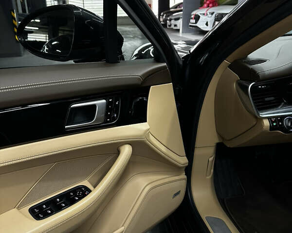 Сірий Порше Panamera, об'ємом двигуна 3 л та пробігом 85 тис. км за 58500 $, фото 22 на Automoto.ua