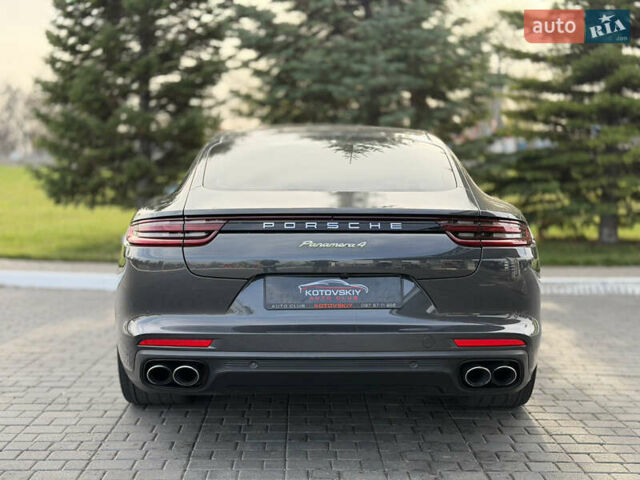 Сірий Порше Panamera, об'ємом двигуна 3 л та пробігом 72 тис. км за 55000 $, фото 23 на Automoto.ua