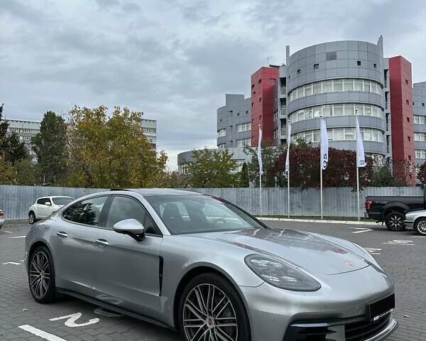 Сірий Порше Panamera, об'ємом двигуна 2.89 л та пробігом 65 тис. км за 79900 $, фото 3 на Automoto.ua