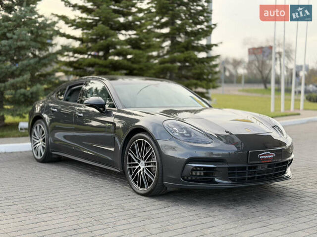 Сірий Порше Panamera, об'ємом двигуна 3 л та пробігом 72 тис. км за 55000 $, фото 8 на Automoto.ua