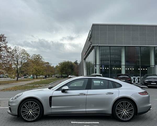 Сірий Порше Panamera, об'ємом двигуна 2.89 л та пробігом 65 тис. км за 79900 $, фото 18 на Automoto.ua