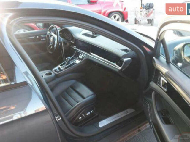 Сірий Порше Panamera, об'ємом двигуна 2.89 л та пробігом 90 тис. км за 47500 $, фото 6 на Automoto.ua