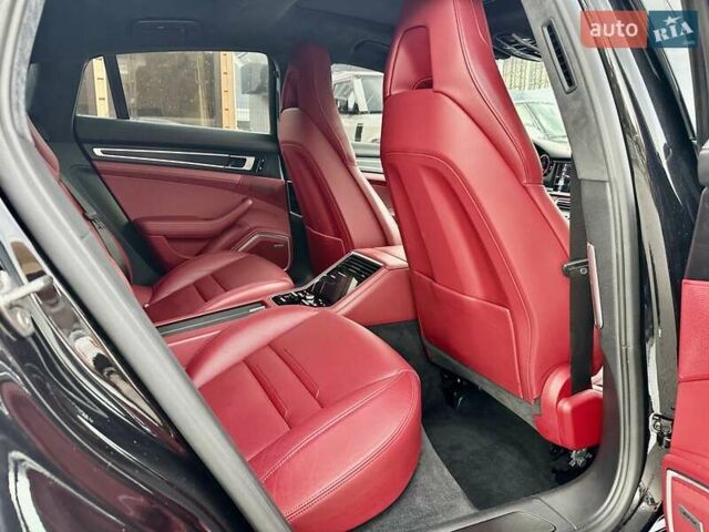 Сірий Порше Panamera, об'ємом двигуна 4 л та пробігом 63 тис. км за 79999 $, фото 20 на Automoto.ua