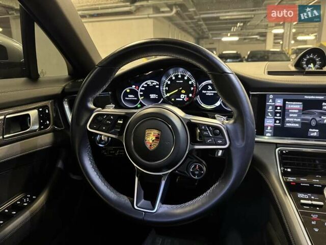 Серый Порше Панамера, объемом двигателя 2.89 л и пробегом 44 тыс. км за 80057 $, фото 39 на Automoto.ua