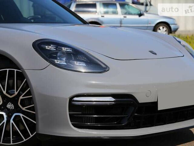 Сірий Порше Panamera, об'ємом двигуна 2.89 л та пробігом 80 тис. км за 89900 $, фото 3 на Automoto.ua