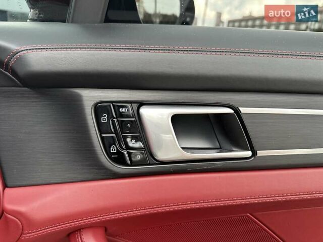 Сірий Порше Panamera, об'ємом двигуна 4 л та пробігом 63 тис. км за 79999 $, фото 21 на Automoto.ua