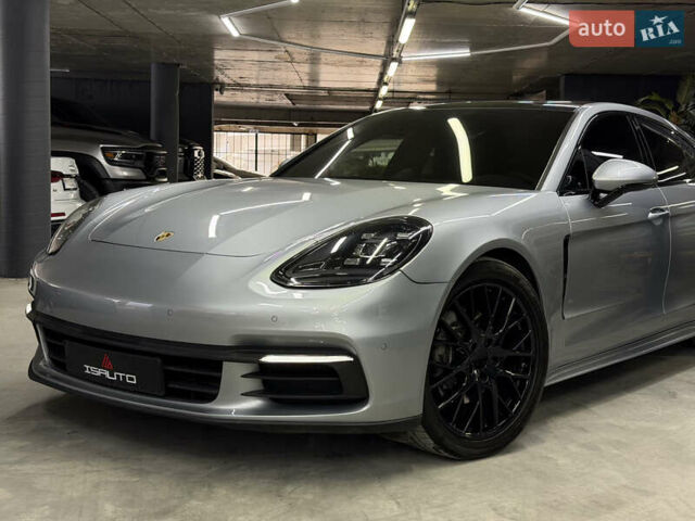 Сірий Порше Panamera, об'ємом двигуна 3 л та пробігом 62 тис. км за 54500 $, фото 8 на Automoto.ua