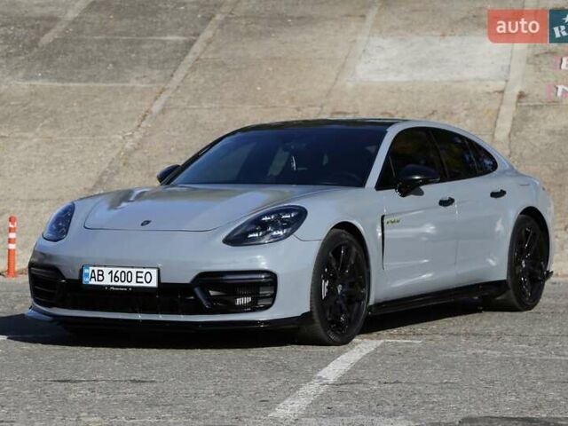 Сірий Порше Panamera, об'ємом двигуна 2.89 л та пробігом 84 тис. км за 92000 $, фото 4 на Automoto.ua