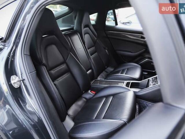 Сірий Порше Panamera, об'ємом двигуна 2.89 л та пробігом 84 тис. км за 92000 $, фото 32 на Automoto.ua