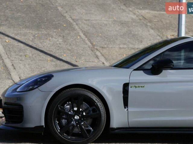 Сірий Порше Panamera, об'ємом двигуна 2.89 л та пробігом 85 тис. км за 89000 $, фото 10 на Automoto.ua
