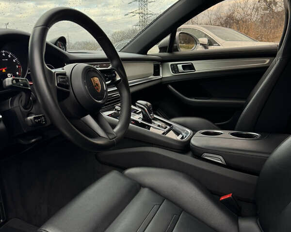Серый Порше Панамера, объемом двигателя 3 л и пробегом 43 тыс. км за 69999 $, фото 9 на Automoto.ua